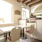 Largo Guest house