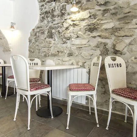 拉尔戈旅馆 招待所 4*